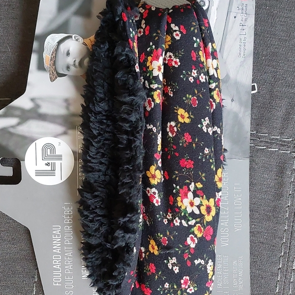 L&P Floral Infinity Scarf -0-5T - Picture 3 of 3